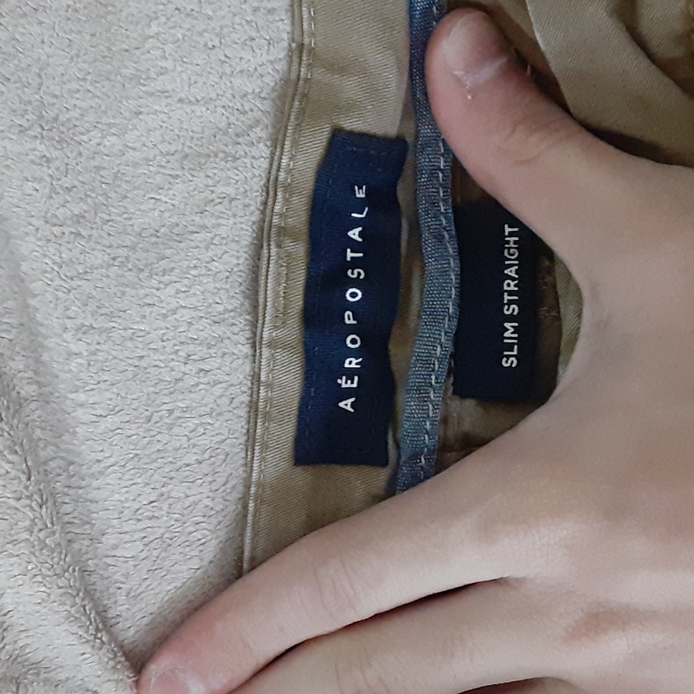 Aeropostale slim straight khakis they're 29/30